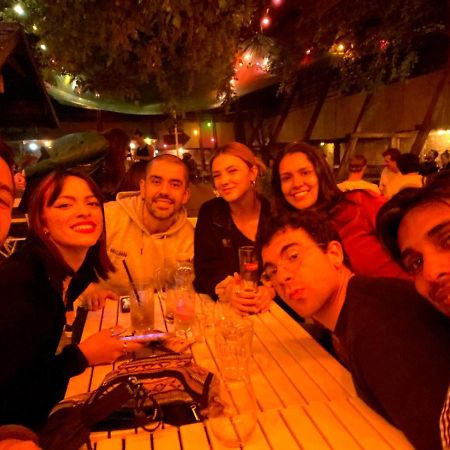 בודפשט Black Dog Hostel מראה חיצוני תמונה