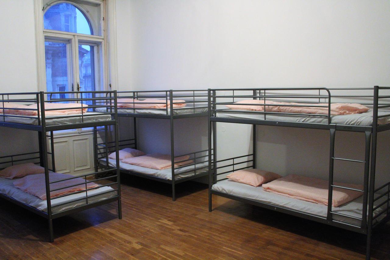 בודפשט Black Dog Hostel מראה חיצוני תמונה