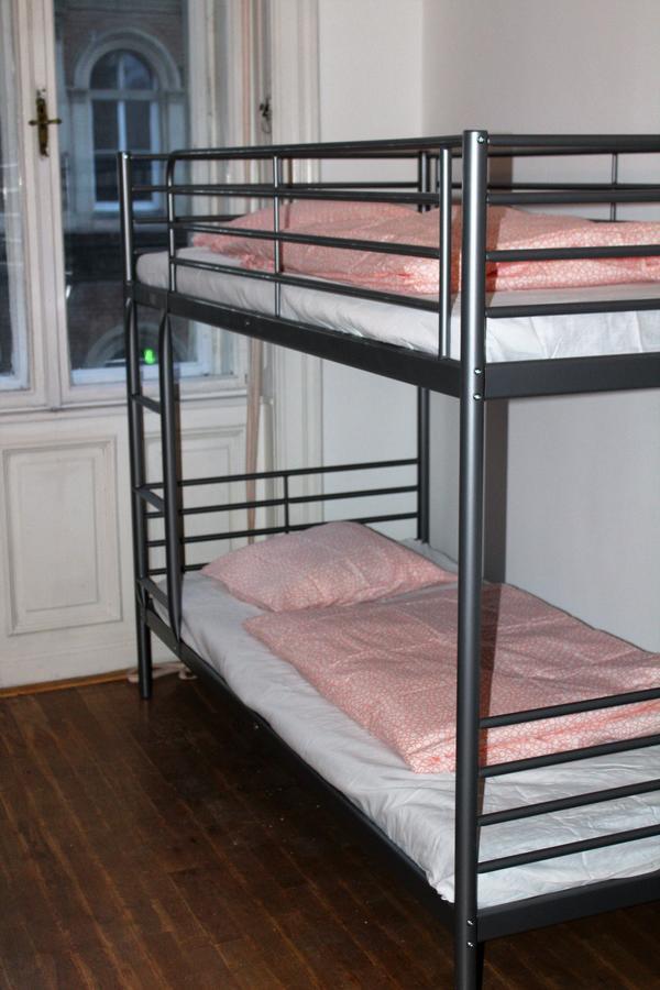 בודפשט Black Dog Hostel מראה חיצוני תמונה