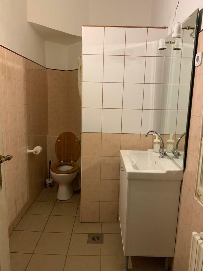 בודפשט Black Dog Hostel מראה חיצוני תמונה